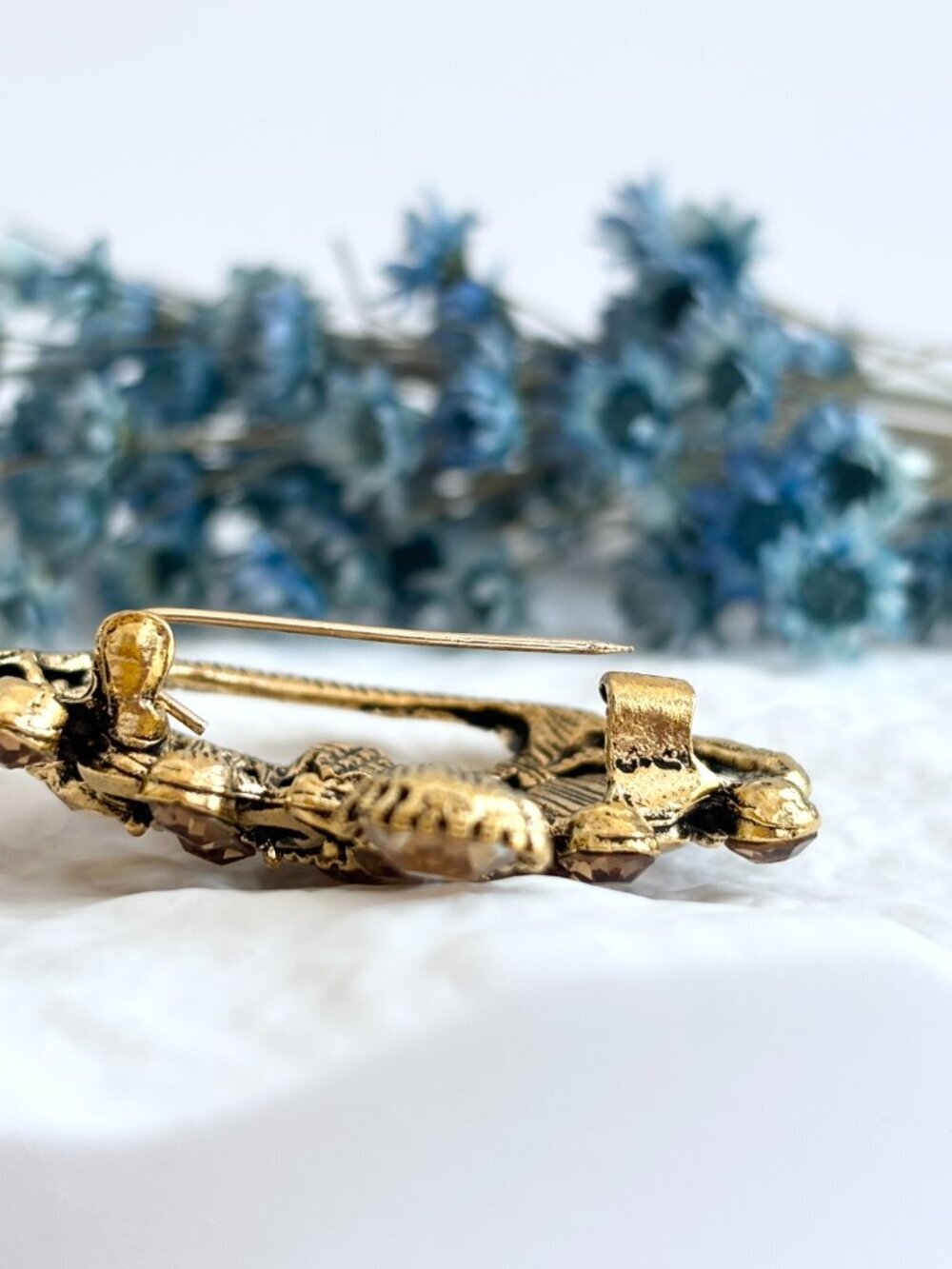 Crown Shaped Champagne Rhinestone Gold Toned Vintage Inspired Brooch | Pin - Picture 9 of 14